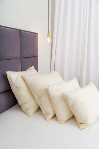 basic poduszka 40x40 amz