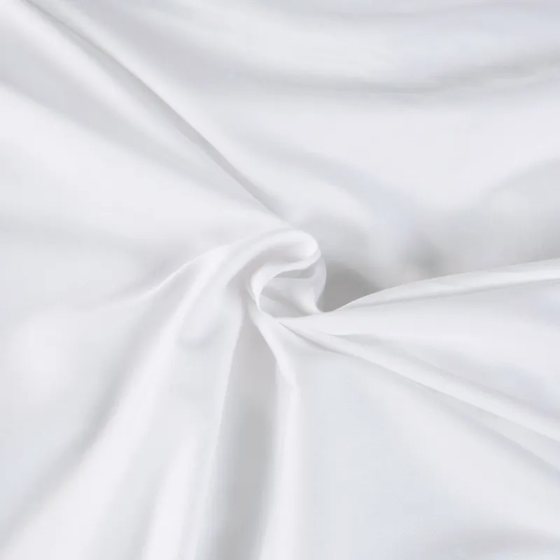 Pościel SATYNLOVE CLASSIC BIAŁY 603 Darymex – detal tkaniny