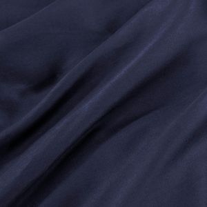 Pościel SATYNLOVE CLASSIC CIEMNY GRANAT 026 Darymex – detal tkaniny