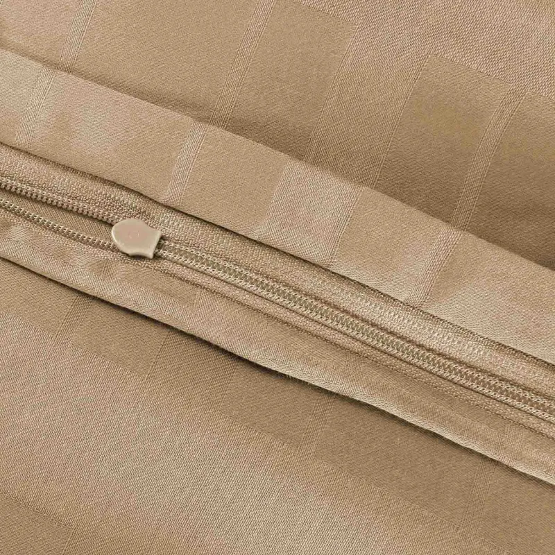 Pościel EXCLUSIVE MARSELA LIGHT BROWN Darymex – detal zamka błyskawicznego