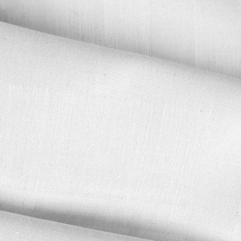 Pościel EXCLUSIVE MARSELA WHITE Darymex – fałdy białej tkaniny