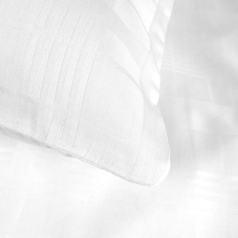 Pościel EXCLUSIVE MARSELA WHITE Darymex – detal narożnika poszewki
