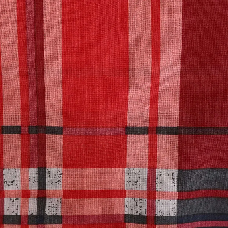 Pościel COTTONLOVE 71512/1 Darymex – detal czerwonego pola kraty