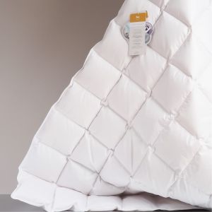 Naturalna kołdra puchowa PREMIUM 200x220 z konstrukcją kasetonową