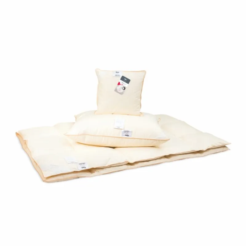 BASIC kołdra całoroczna 135x200 z 70% puchu AMZ
